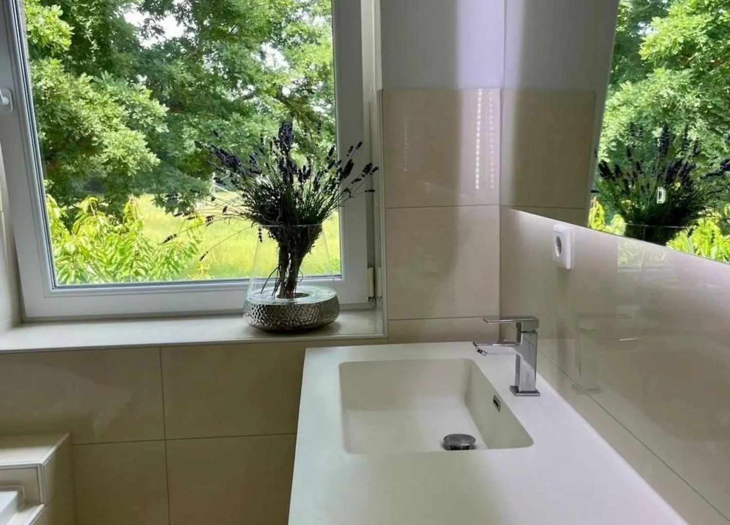 Familienfreundlichen Apartment Mit Traumhaft Gruener Aussicht Hamburg 0*,